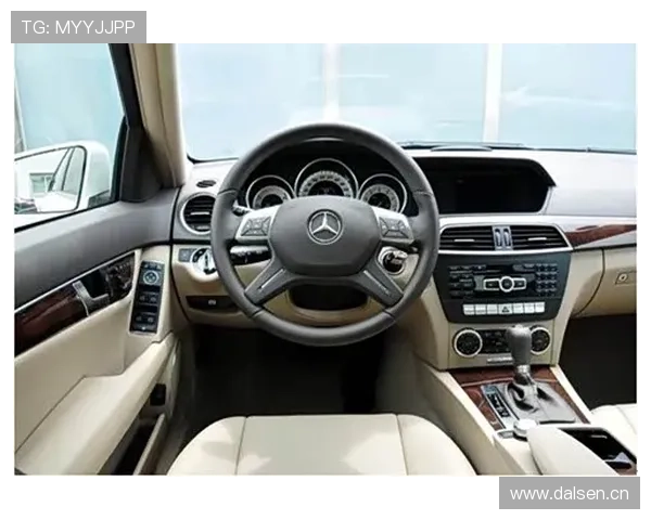 2011款奔驰C级维修鼓风机